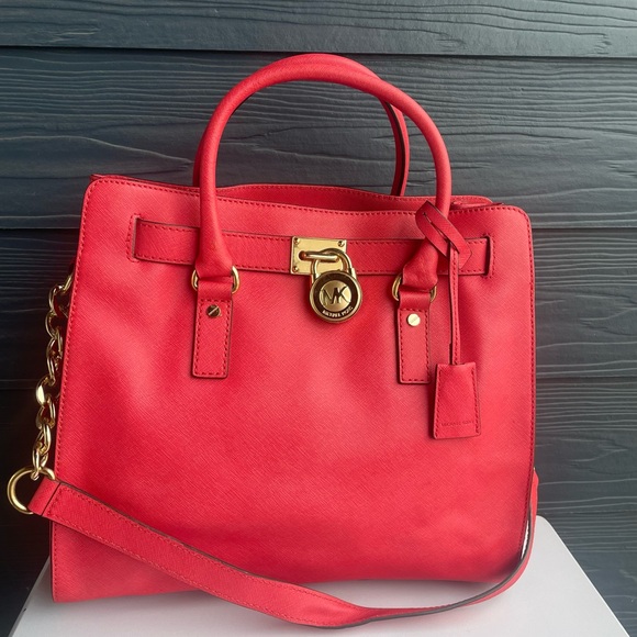 Michael Kors Handbags - Michael Kors Large Hamilton Salmon Pink Saffiano Satchel